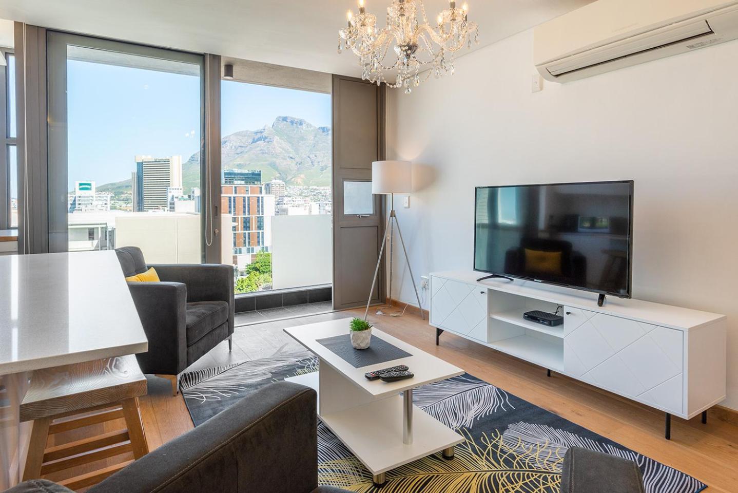 Mirage Luxury By Nivar Apartment *